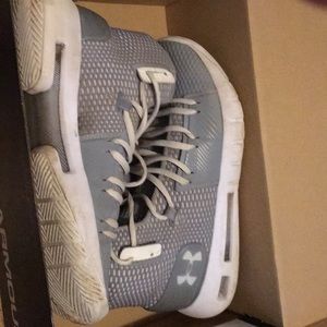 Under armor HOVR basketball shoes